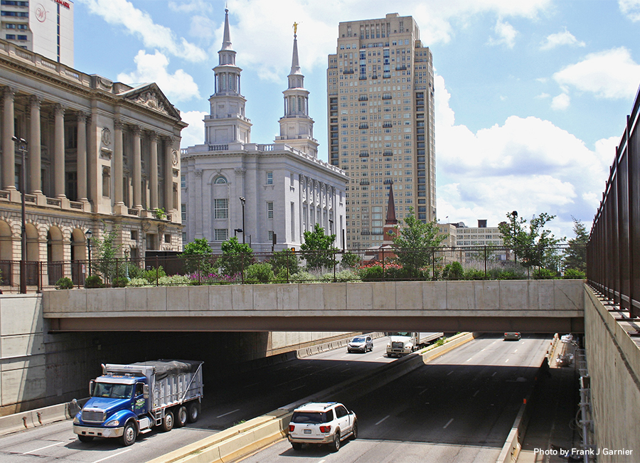 Pennypacker Park: Cover park over I-676